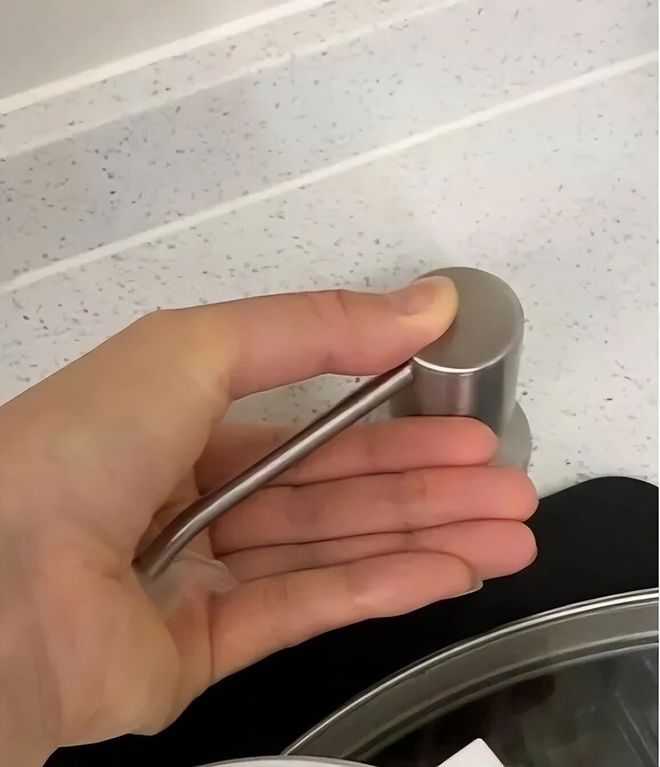 都是“霉菌重灾区”很多人每天都在用j9九游会登录惊到了！家里这些东西(图5)